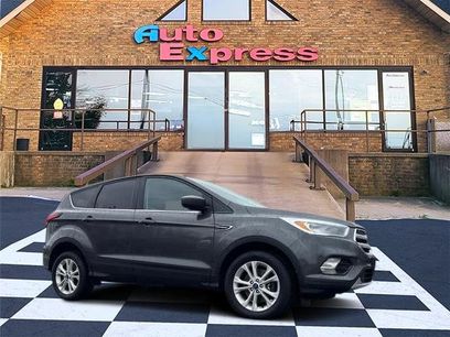 Used 2019 Ford Escape SE
