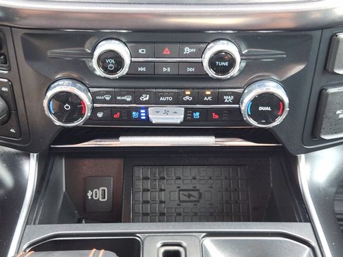 Used 2025 Ford F150 Raptor AWD/4WD image 21
