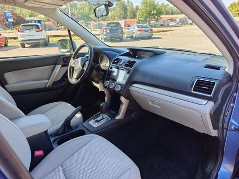 Used 2016 Subaru Forester 2.5i Premium w/ All-Weather Package AWD/4WD image 28