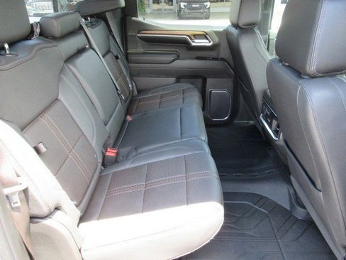 Used 2023 Chevrolet Silverado 1500 High Country w/ High Country Premium Package image 14