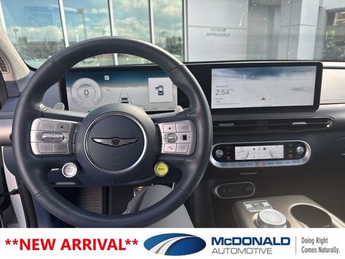 Used 2023 Genesis GV60 Performance AWD/4WD image 5
