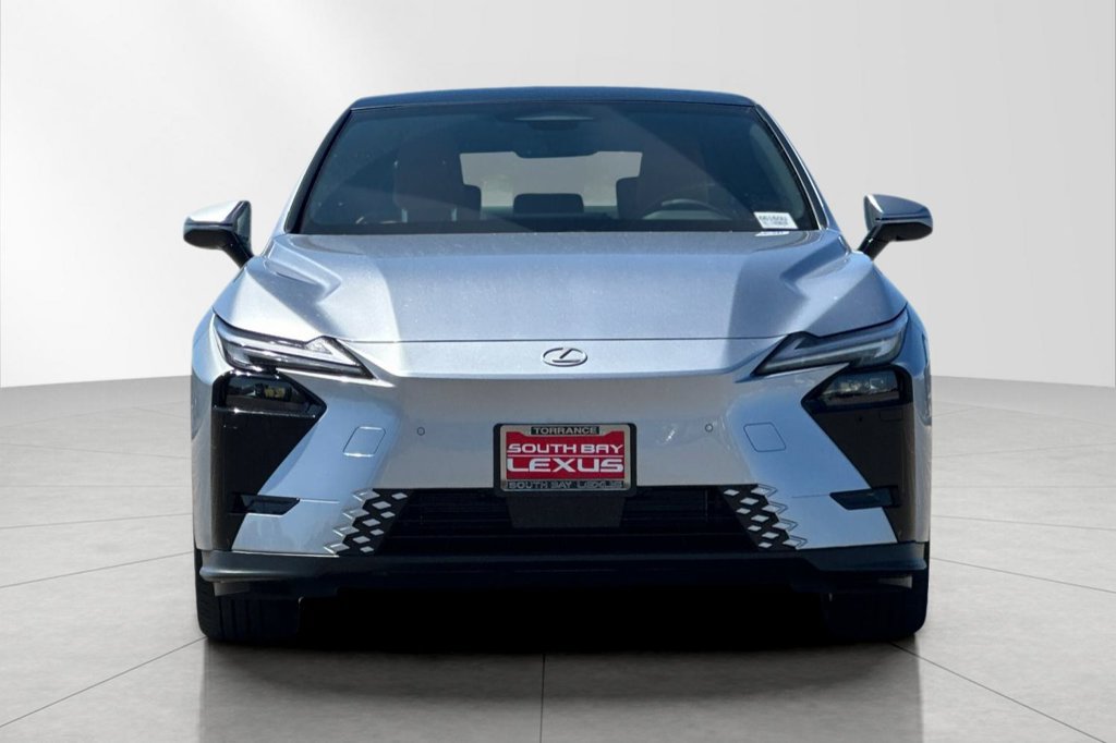 Used 2026 Lexus ES 350e w/ Convenience Package FWD image 9