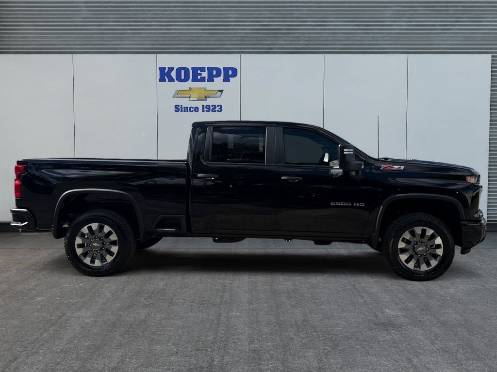 New 2026 Chevrolet Silverado 2500 Custom w/ Custom Value Package AWD/4WD image 6