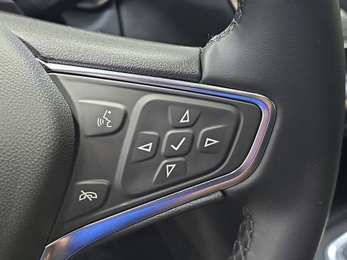 Used 2024 Chevrolet Equinox LT AWD/4WD image 18