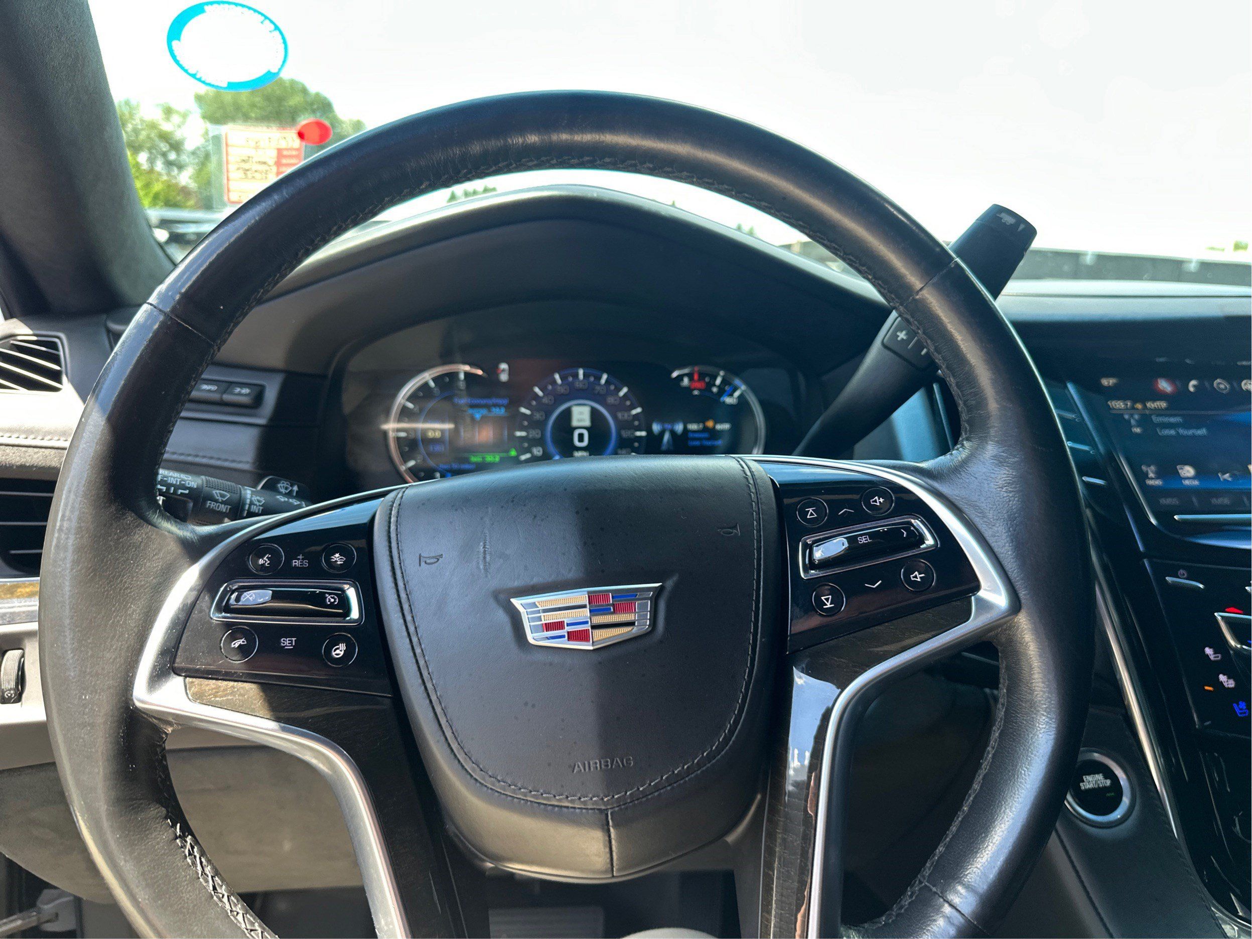 Used 2017 Cadillac Escalade Platinum AWD/4WD image 18