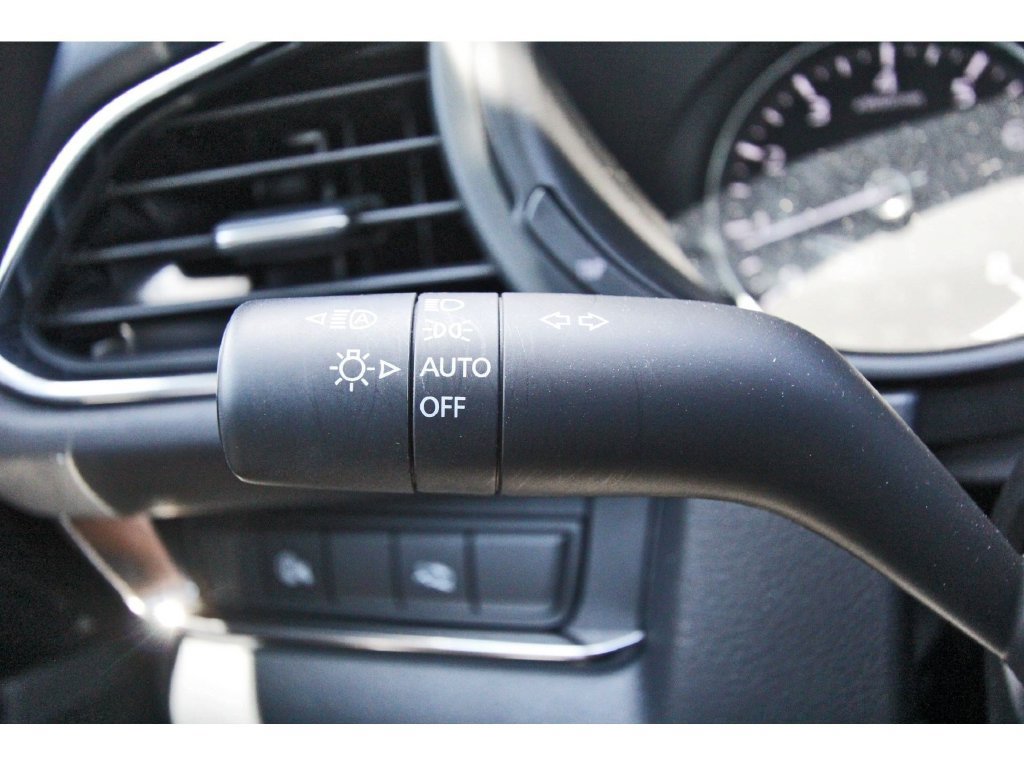 Certified 2025 MAZDA CX-30 AWD 2.5 S w/ Premium Package image 18