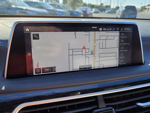 Used 2022 BMW 740i xDrive w/ M Sport Package image 34