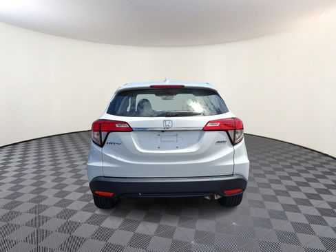 Used 2021 Honda HR-V LX image 6