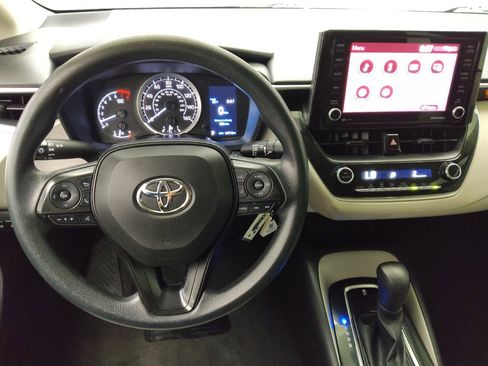 Used 2022 Toyota Corolla LE FWD image 22