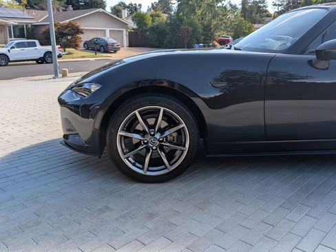Used 2022 MAZDA MX-5 Miata RF Grand Touring RWD image 9