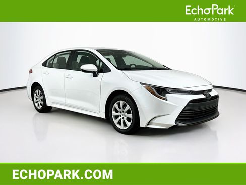 Used 2024 Toyota Corolla LE FWD image 1