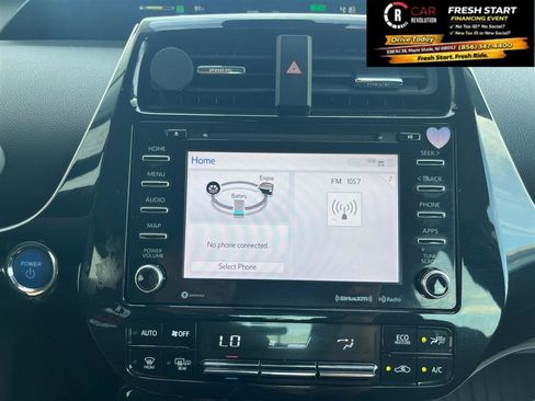 Used 2020 Toyota Prius Prime LE image 16