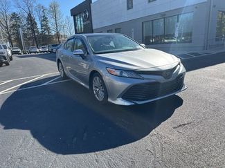 Used 2019 Toyota Camry XLE w/ Navigation Package video 3