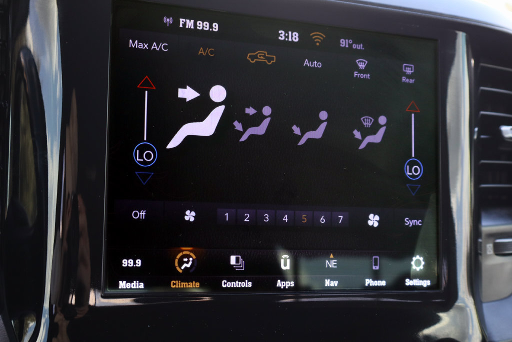 Used 2021 RAM 1500 Big Horn AWD/4WD image 16