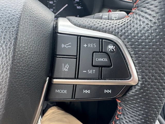 Used 2023 Toyota Sienna XSE AWD/4WD image 24