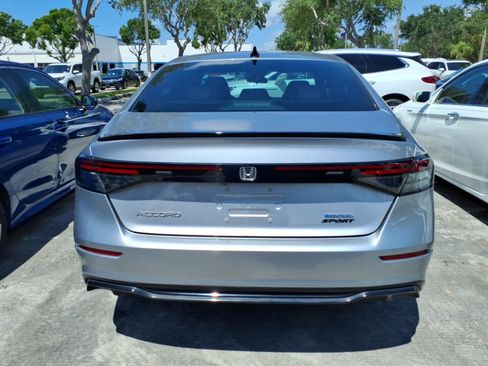 Used 2023 Honda Accord Sport image 7