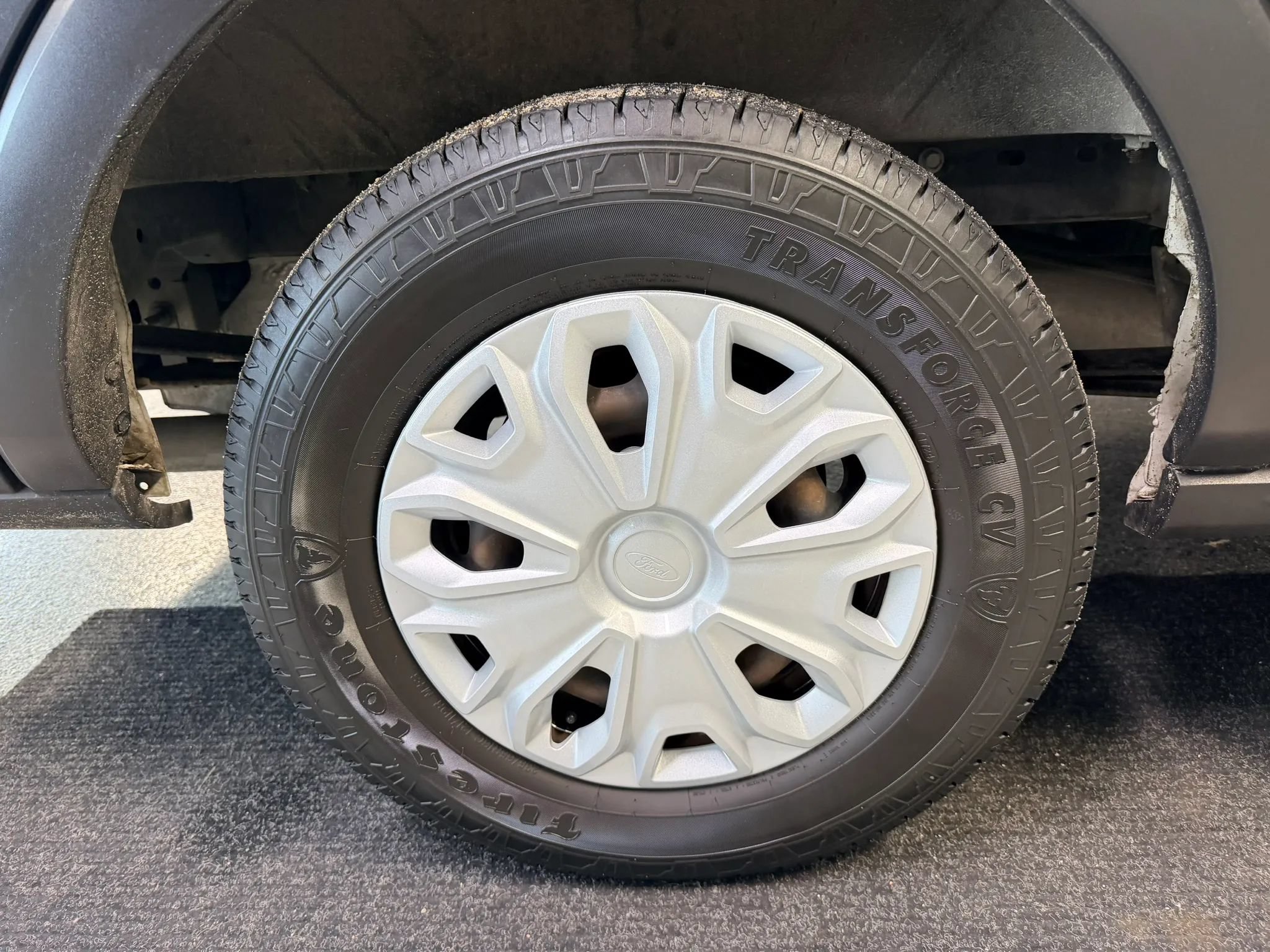 Used 2019 Ford Transit 150 XLT RWD image 18
