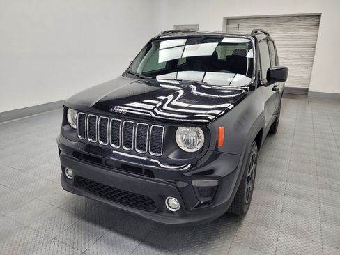 Used 2021 Jeep Renegade Latitude FWD image 15
