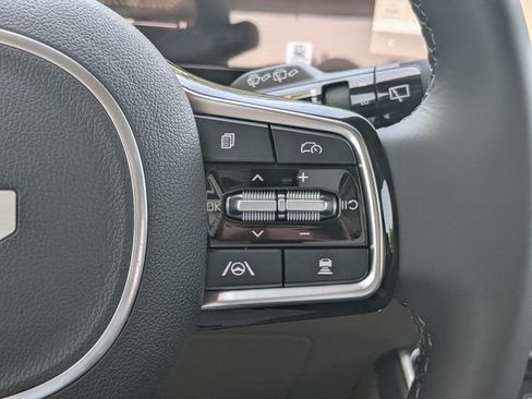 New 2026 Kia Carnival FWD image 26