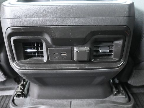 Used 2020 Chevrolet Silverado 1500 LT Trail Boss AWD/4WD image 16