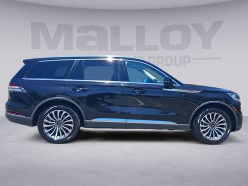 Used 2023 Lincoln Aviator AWD w/ Premium Package image 6