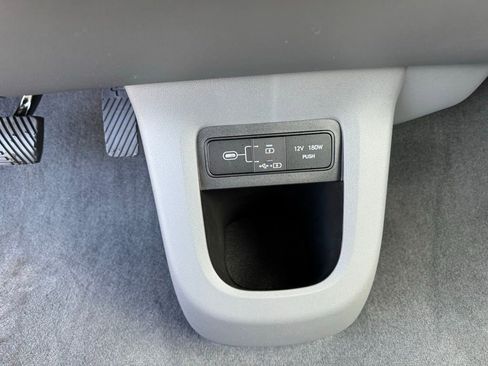 New 2025 Hyundai Ioniq 5 SEL image 25