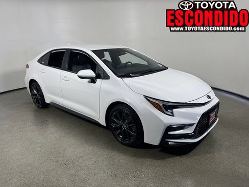 Certified 2026 Toyota Corolla SE w/ Carpet Mat Package (TMS) FWD image 1