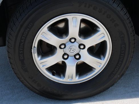 Used 2005 Toyota Highlander V6 FWD image 10