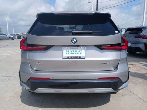 New 2025 BMW X1 xDrive28i w/ Technology Package image 8