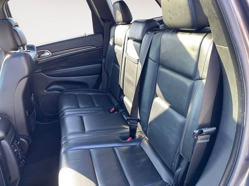 Used 2014 Jeep Grand Cherokee Limited w/ Luxury Group II image 13