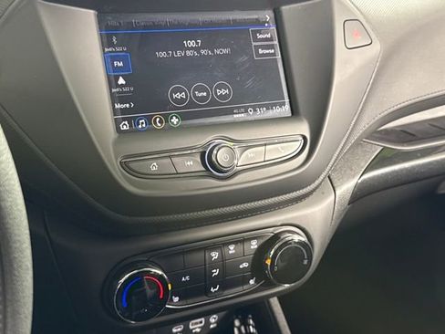 Used 2023 Chevrolet TrailBlazer LT image 23