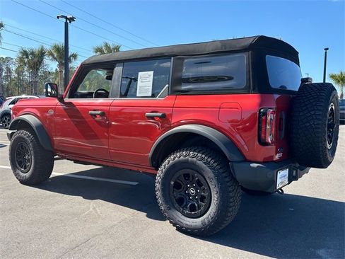 Used 2023 Ford Bronco Wildtrak image 4