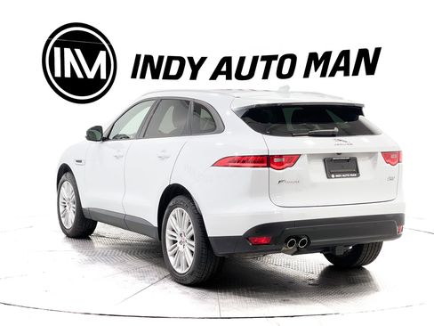 Used 2018 Jaguar F-PACE Premium image 6