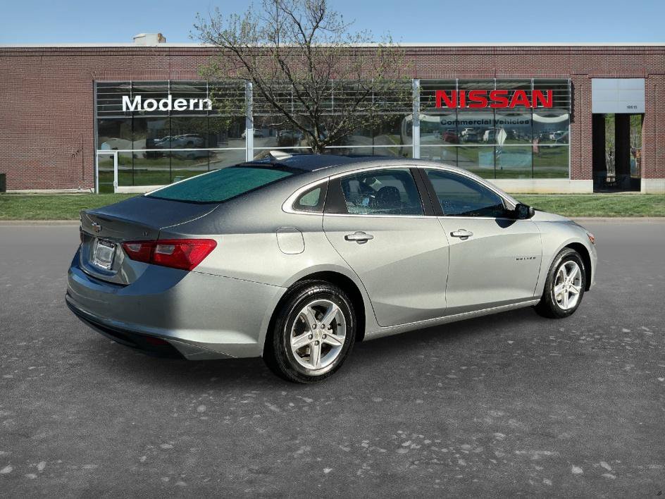 Used 2024 Chevrolet Malibu LT FWD image 4