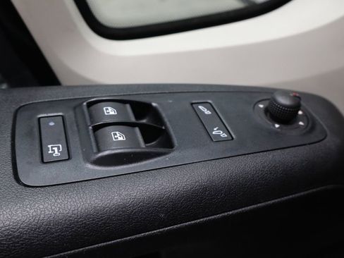 Used 2015 RAM ProMaster 1500 w/ Interior Convenience Group image 11