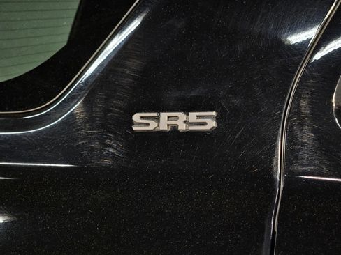 Certified 2025 Toyota 4Runner SR5 AWD/4WD image 37