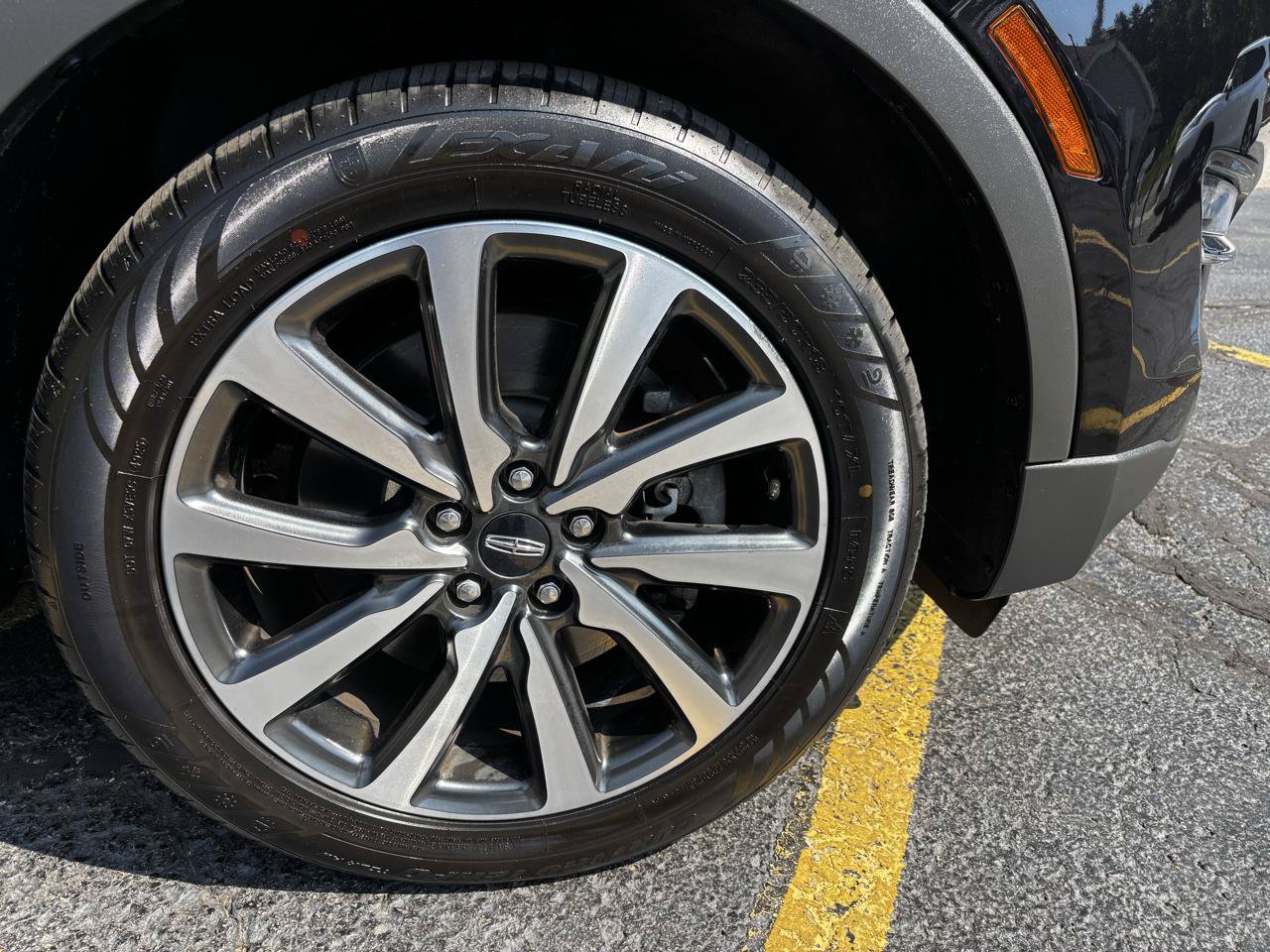 Used 2019 Lincoln MKC Reserve w/ MKC Climate Package AWD/4WD image 10