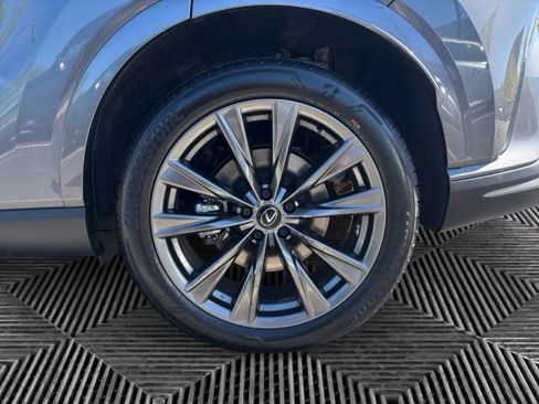 Used 2023 Lexus RX 350 F Sport w/ Accessory Package AWD/4WD image 28