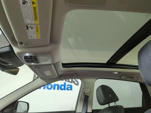 Used 2019 Acura RDX w/ Technology Package image 16