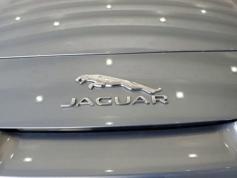 Used 2014 Jaguar F-TYPE S RWD image 9