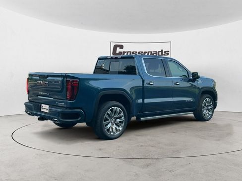 Used 2025 GMC Sierra 1500 Denali w/ Denali Reserve Package AWD/4WD image 5