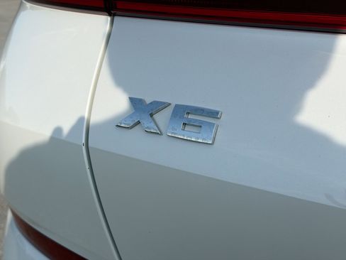 Used 2025 BMW X6 M60i AWD/4WD image 11
