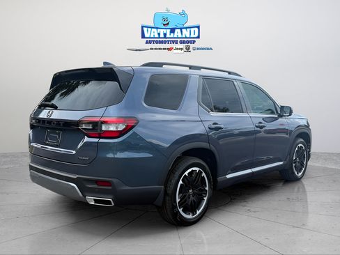 New 2026 Honda Pilot Touring image 5