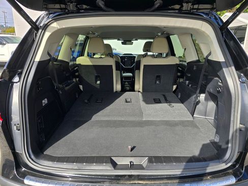 Used 2023 Subaru Ascent Limited AWD/4WD image 16