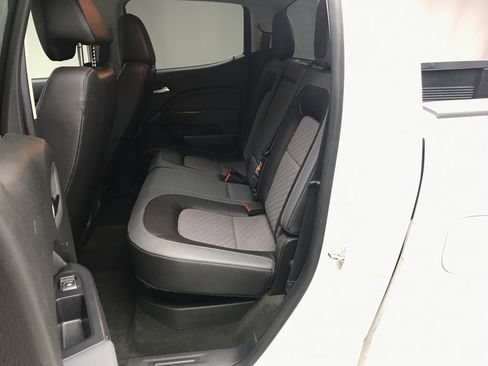 Used 2015 Chevrolet Colorado Z71 AWD/4WD image 19