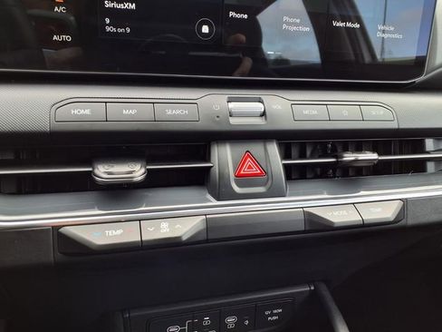 Used 2025 Kia K4 EX FWD image 56