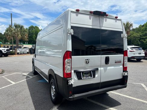 Used 2022 RAM ProMaster 2500 FWD image 11