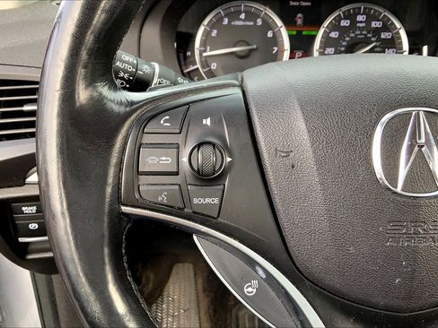 Used 2017 Acura MDX SH-AWD image 23