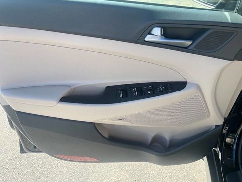 Used 2017 Hyundai Tucson Limited image 23