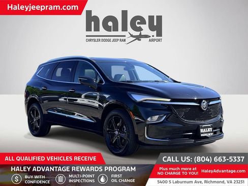 Used 2023 Buick Enclave Essence w/ Experience Buick Package FWD image 1